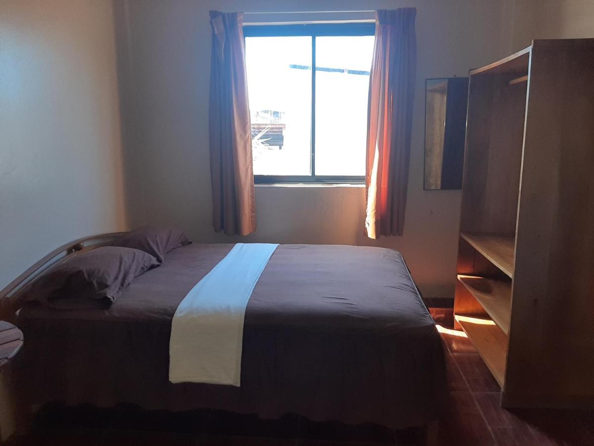 Hospedaje El Emperador Hotell Pucallpa Eksteriør bilde