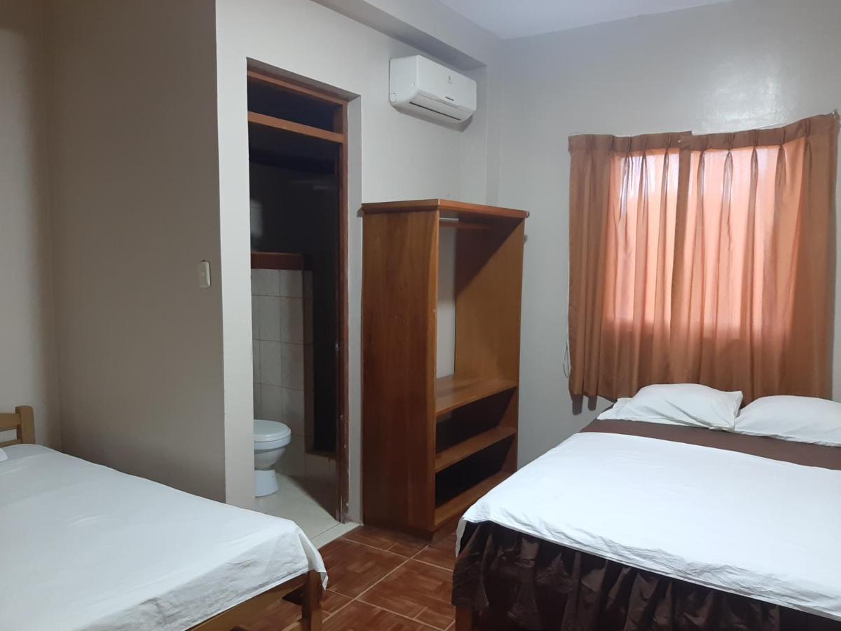Hospedaje El Emperador Hotell Pucallpa Eksteriør bilde