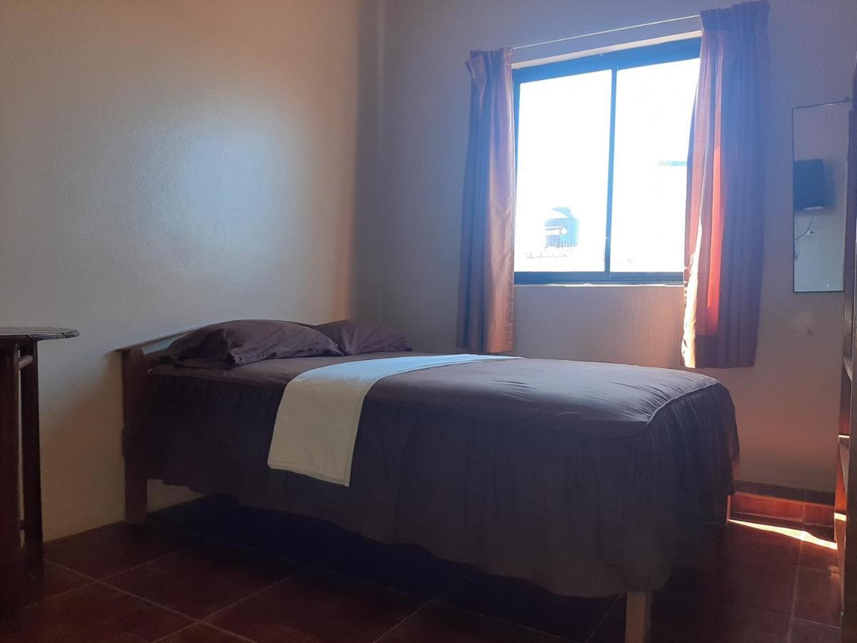 Hospedaje El Emperador Hotell Pucallpa Eksteriør bilde