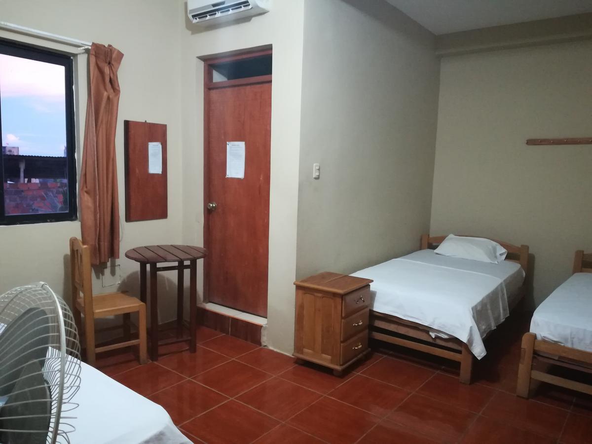 Hospedaje El Emperador Hotell Pucallpa Eksteriør bilde