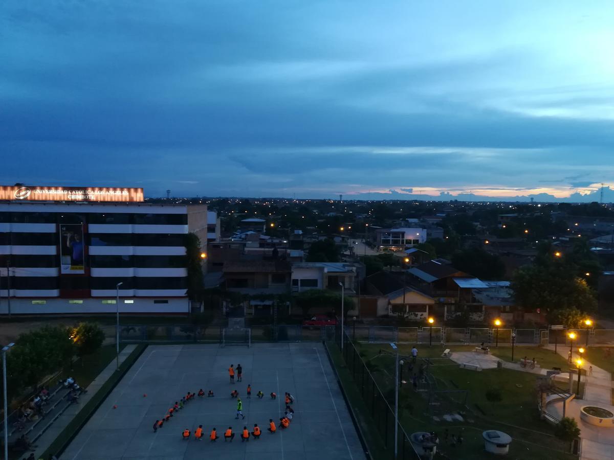 Hospedaje El Emperador Hotell Pucallpa Eksteriør bilde