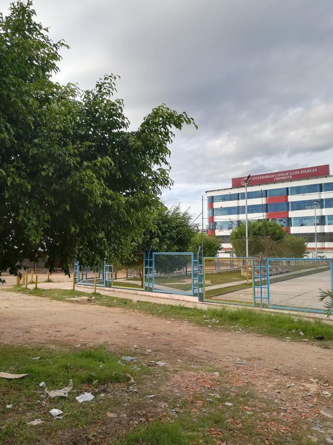 Hospedaje El Emperador Hotell Pucallpa Eksteriør bilde