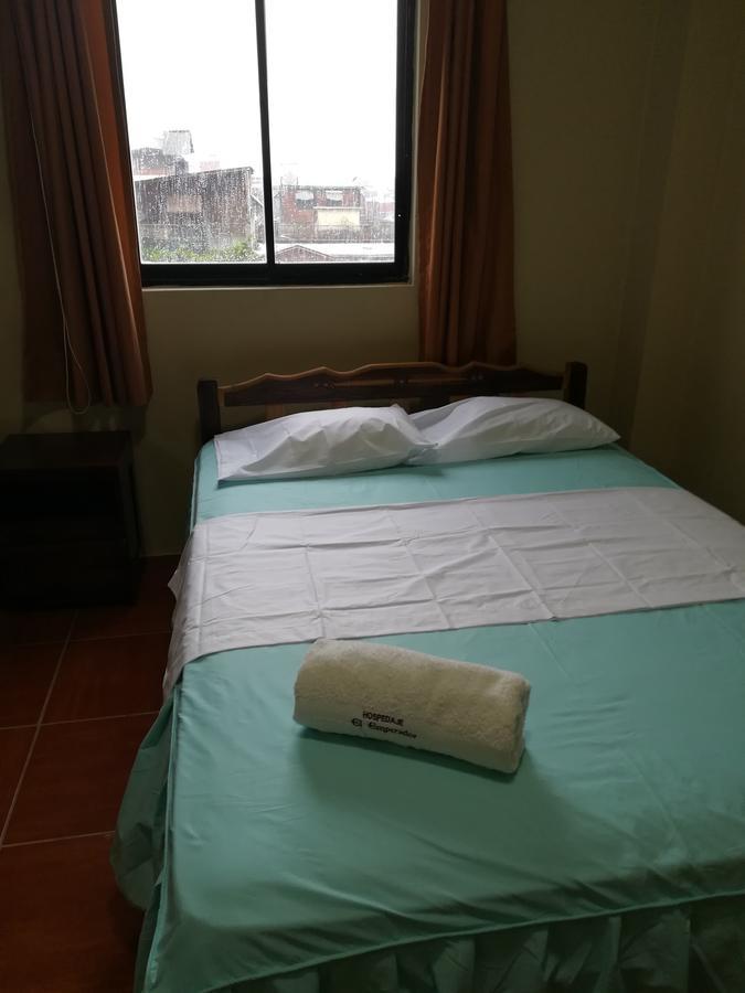 Hospedaje El Emperador Hotell Pucallpa Eksteriør bilde