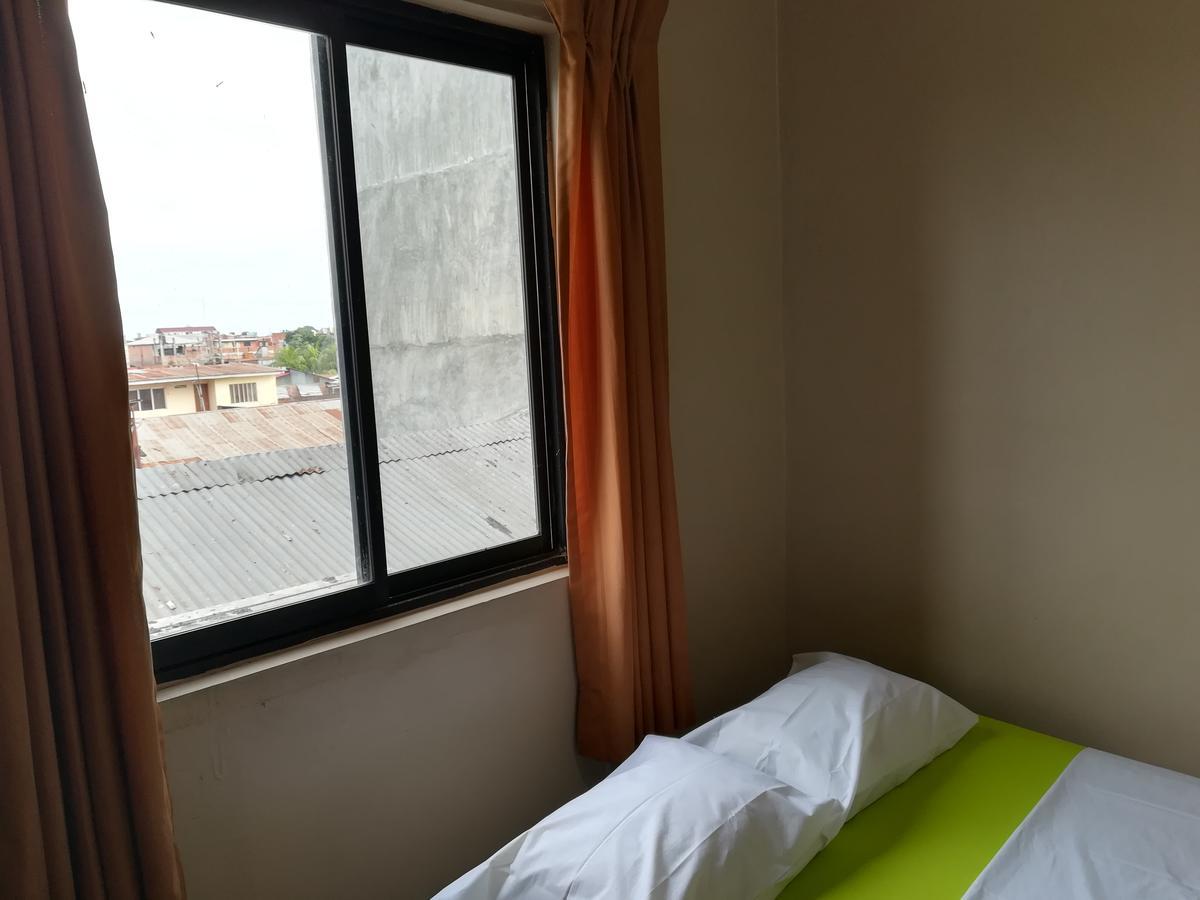 Hospedaje El Emperador Hotell Pucallpa Eksteriør bilde